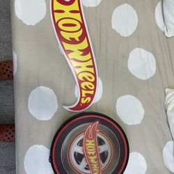 Hotwheels Wall Decor Signs. 