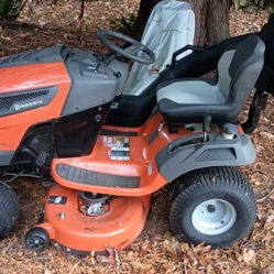 42 Inch Husqvarna Riding Lawn Mower With Full Baging System