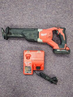 Milwaukee Sawzall Reciprocating Saw M18, with 2.0ah Battery & Charger 