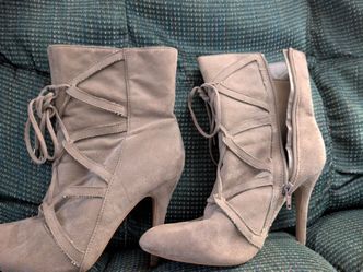 FREE Dress stilleto ankle boots