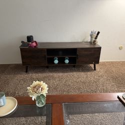 tv stand