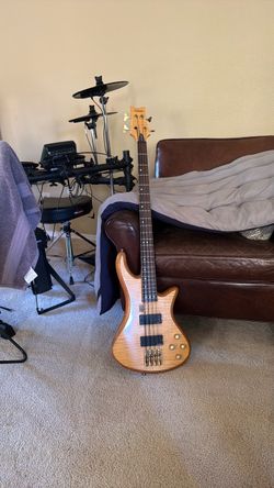 Schecter Diamond Series Stiletto -4 Bass Guitar – Natural Satin – $350