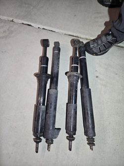 Toyota Tacoma Struts