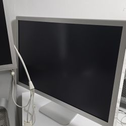 Apple Cinema HD Display 23" Aluminum Monitor (Working, Untested Further)