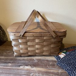vintage Basketville picnic basket