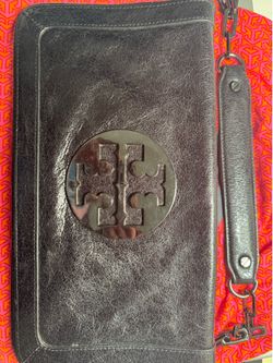 Tory Burch Clutch Black Color