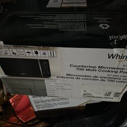 Whirlpool 0.7 Countertop Microwave 700 W Cooking Power