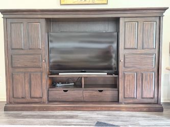 Arhaus Media Console