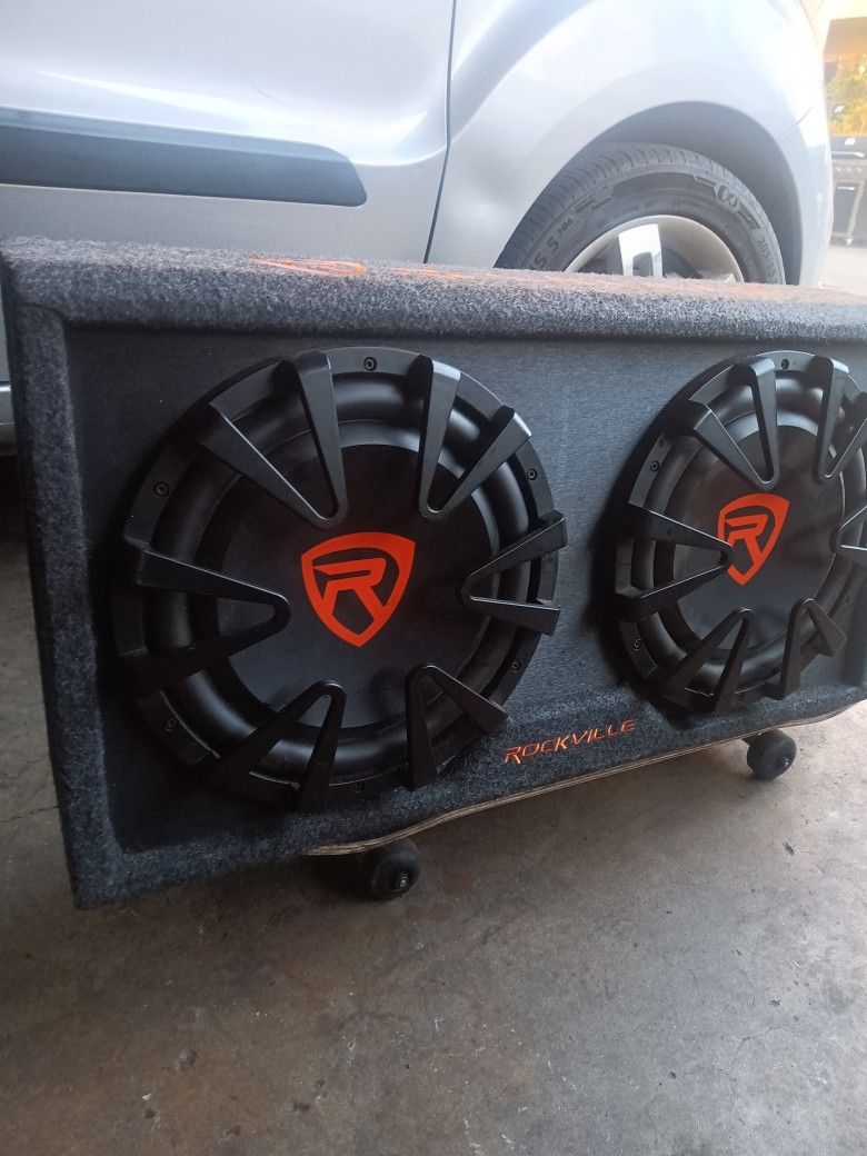 Rockville Rg212ca Dual 12 inches Slim Vented Powered Car Subwoofer Enclosure 2000 Watt