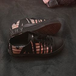 Burberry Shoes 