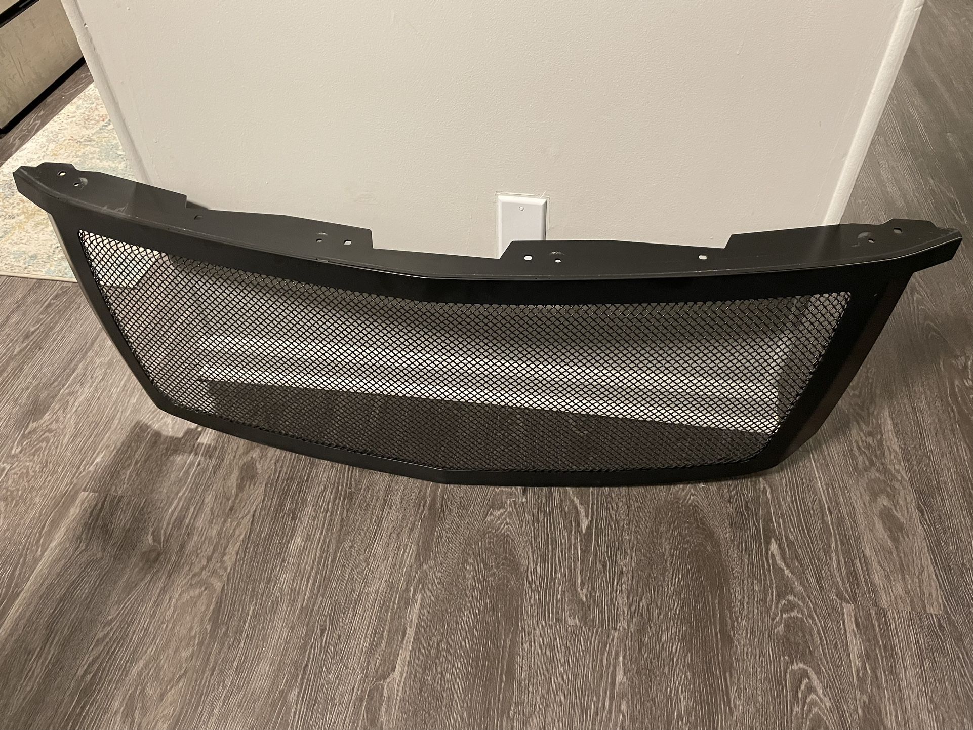 Chevy Tahoe Grille