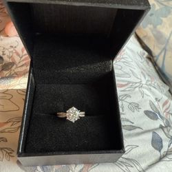 Dimond Engagement ring