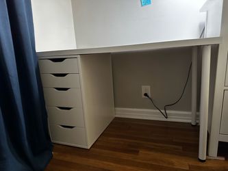IKEA MICKE Desk with 5-Drawer Storage – Excellent Condition