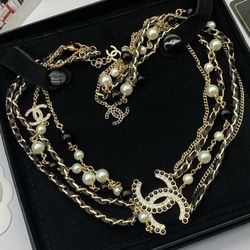 Gorgeous Bracelet !!!Glam