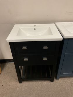 24” Black Solid Wood Bathroom Vanity with Ceramic Top (V160)