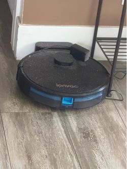 Robot vacuum