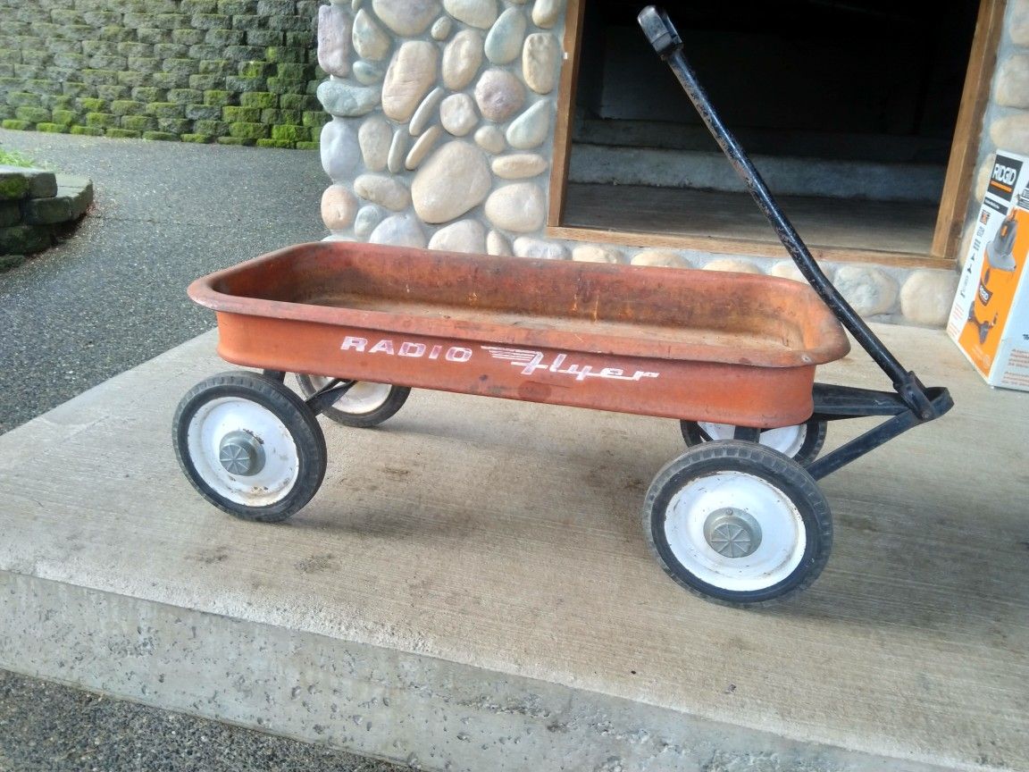 Vintage radio flyer wagon