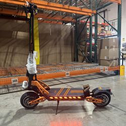 Dual-motor high-speed electric scooter