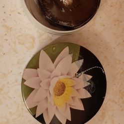 Tin Box with art deco Lily pad & typewriter Ribbon.