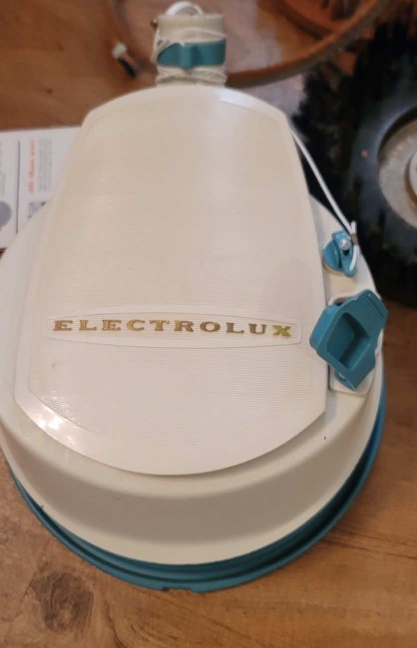 Vintage 1960's Electrolux Shampoo Head Attachment