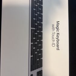 Apple Magic Keyboard With Touch Id (NEW)