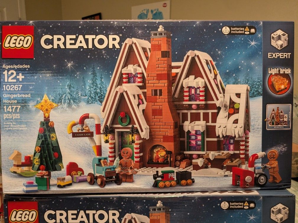 Lego 10267 Gingerbread House! (Retired) Brand New, Excellent Condition, Sealed Set.