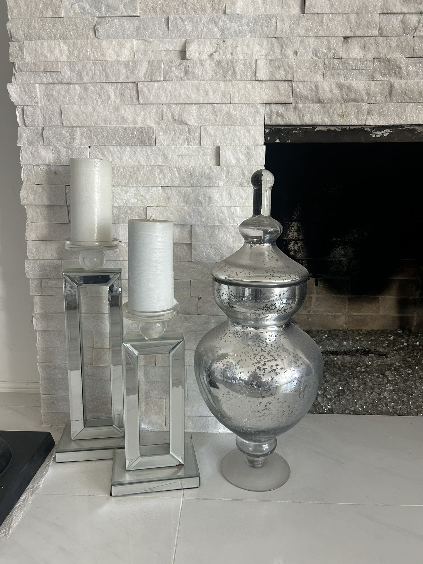 Candle Set With Jar