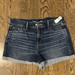 Old Navy Shorts (women’s)