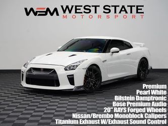 2017 Nissan GT-R