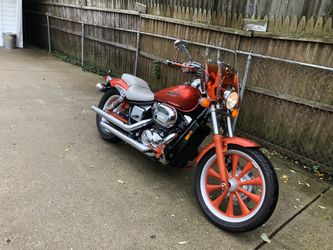 Honda Shadow 750