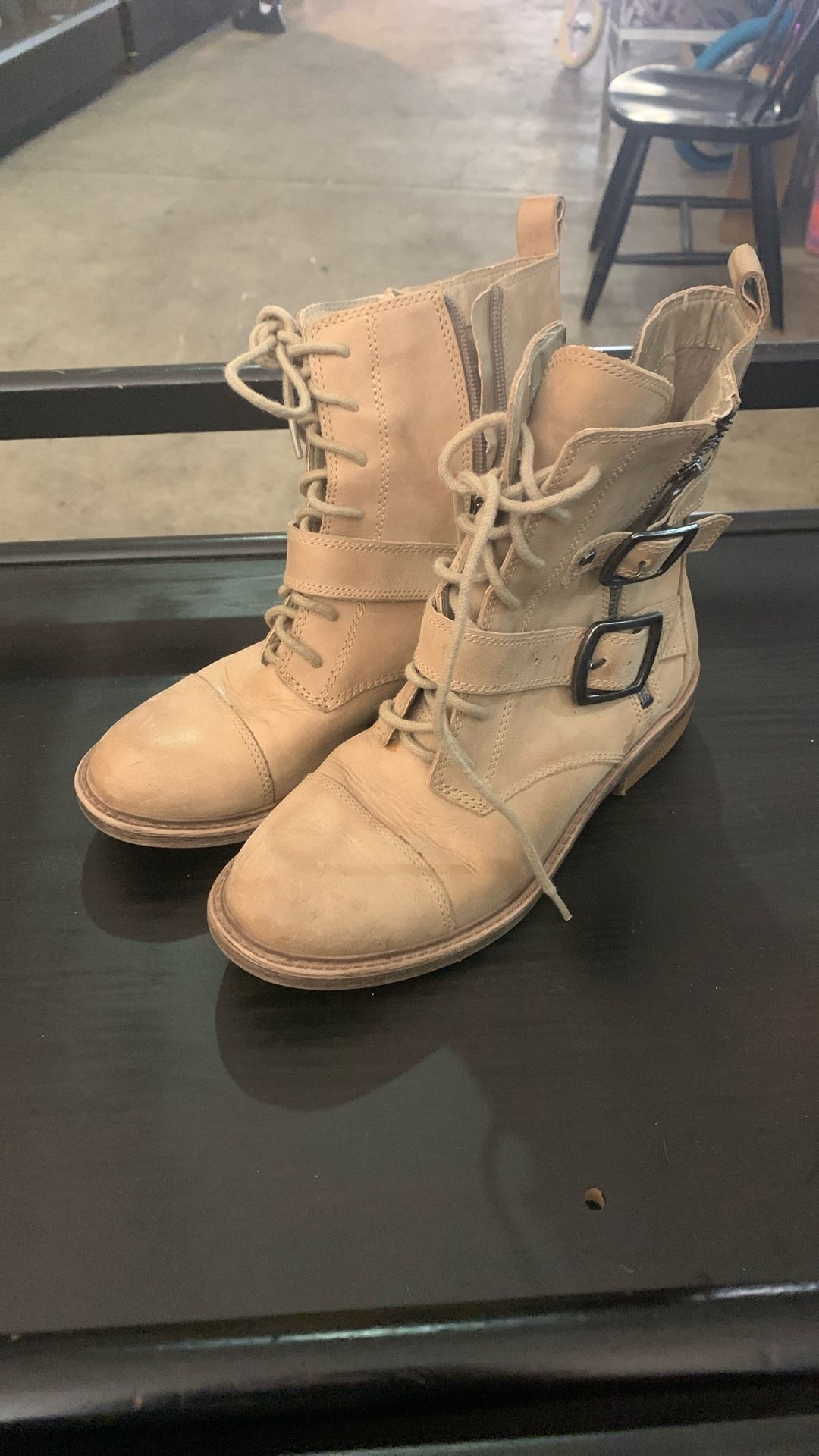 Buckled Boots / Size Small - Medium In Women