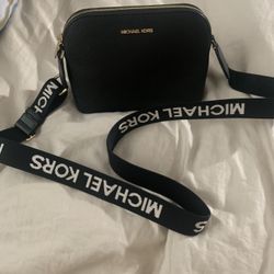 Small Michael Kors purse