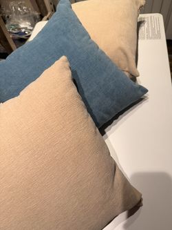 Throw Pillows