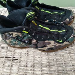 Nike Camo Military  Shoes 