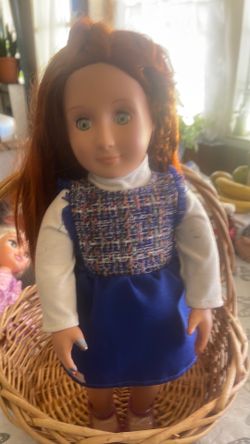 Muy bonita muñeca  our generaciones