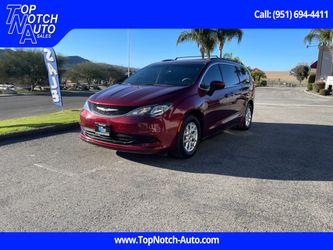 2020 Chrysler Voyager