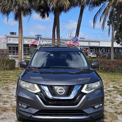 2017 NISSAN ROUGE SL