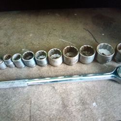 Socket tools 3/4 drive+ ratchet