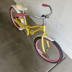 Girls Schwinn bicycle