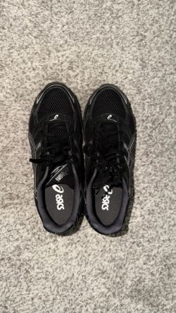 Black ASICS Men’s Size 10