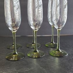 6 Champagne Flutes - Olive Green Stem