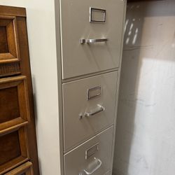 Filing Cabinet 4 Drawers 
