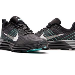 Nike Lunar Roam Black HV2523-002 - Men’s Size 9