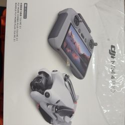 DJI Mini 4 Pro Fly More Combo Plus W/RC2 Remote 