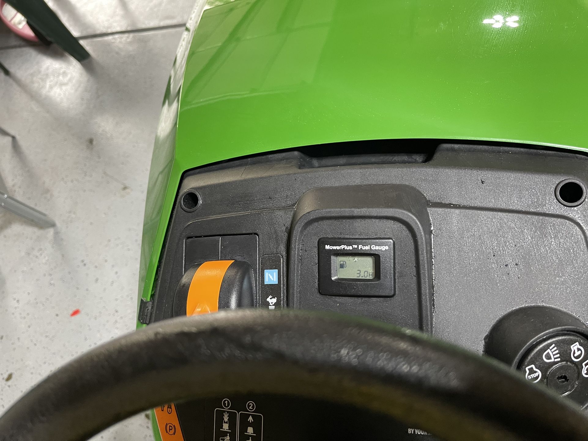 John Deere riding mower S130 With Mulching Kit for Sale in Bolingbrook, IL OfferUp