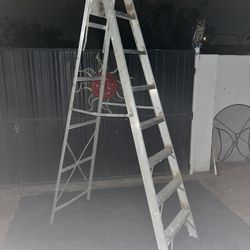 8ft. Tall Aluminum Ladder