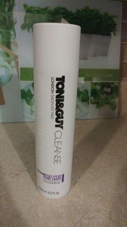Toni & Guy Cleanse Shampoo Fine Hair