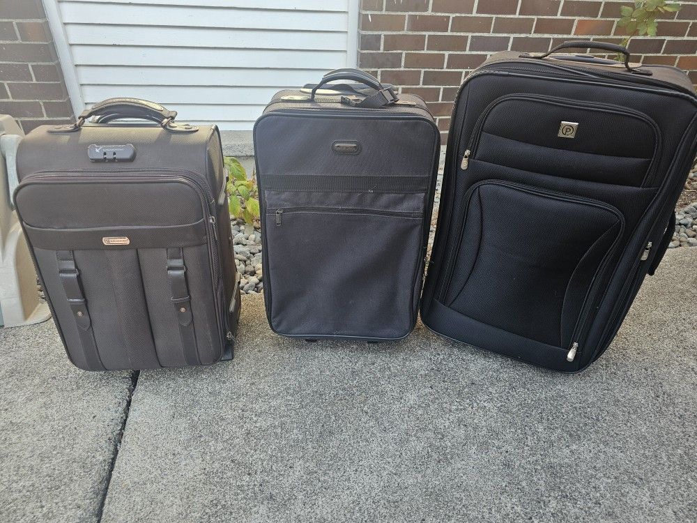 3 Carry On Luggages 60