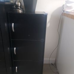 2 Small 4 Shelf Cuboards