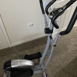 exercise machine $50 Only Pick Up 